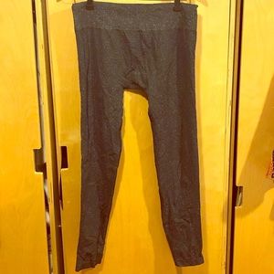 Athleta L black leggings with shimmer